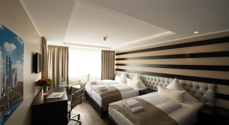 Skyline Hotel City Frankfurt Frankfurt am Main Room photo