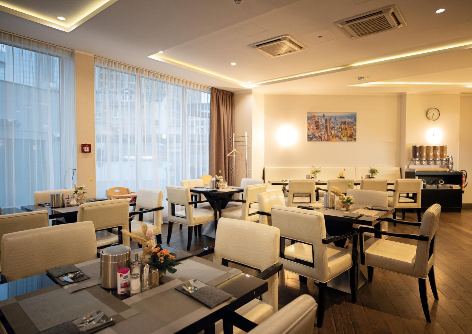 Skyline Hotel City Frankfurt Frankfurt am Main Exterior photo